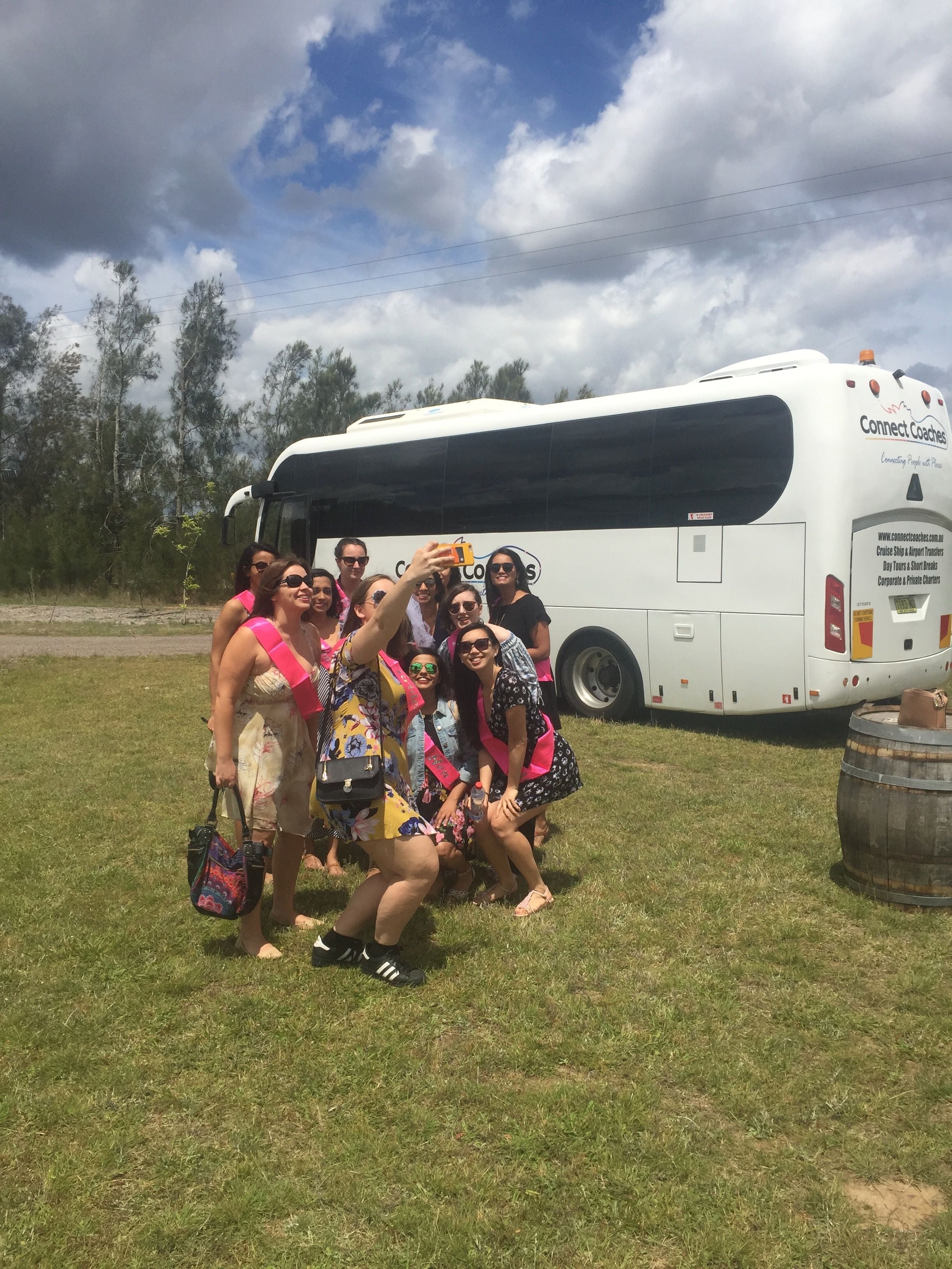 Hunter Valley Vineyard Group Bus Trips Image -5b1f2e4100cdd
